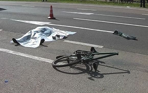 В результате наезда жертва скончалась на месте происшествия. Фото символ: img.znak.com.