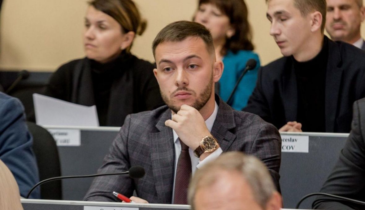 Советник из Бельц отрицает, что получал 78 тысяч леев в месяц.