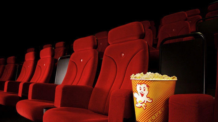 În cadrul Festivalului vor fi prezentate 3 filme (dintre care unul va fi animat). 
