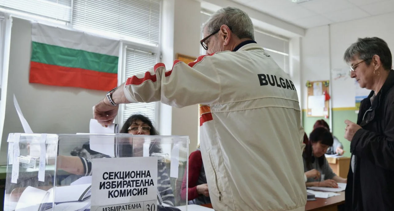 В Болгарии проходит первый тур президентских выборов.