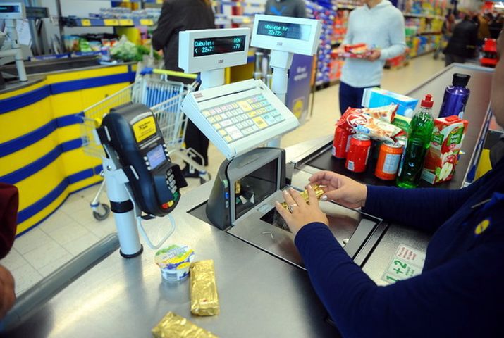 В 2014 году на 7,4% увеличился оборот компаний, оказывающих населению рыночные услуги (за месяц +14,5%).