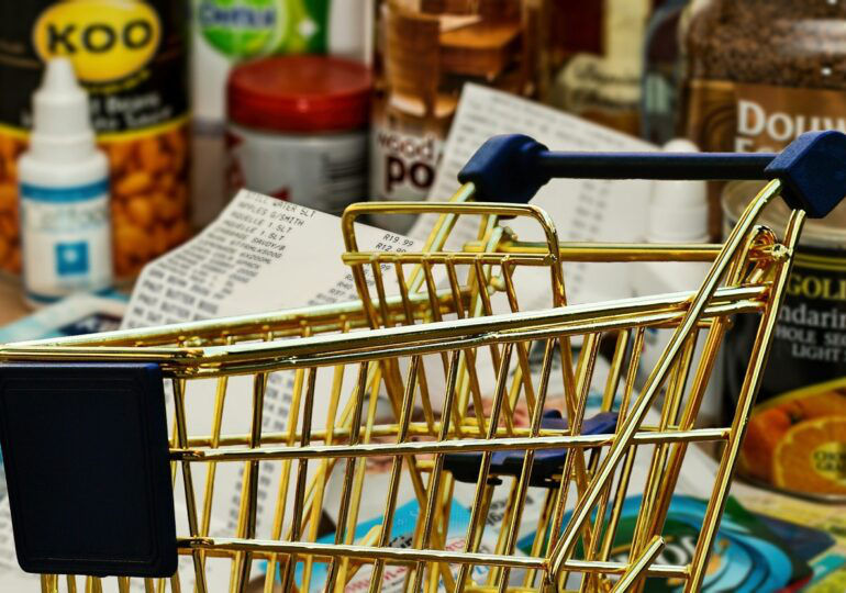 В Греции супермаркеты продают основные продукты по фиксированным ценам.