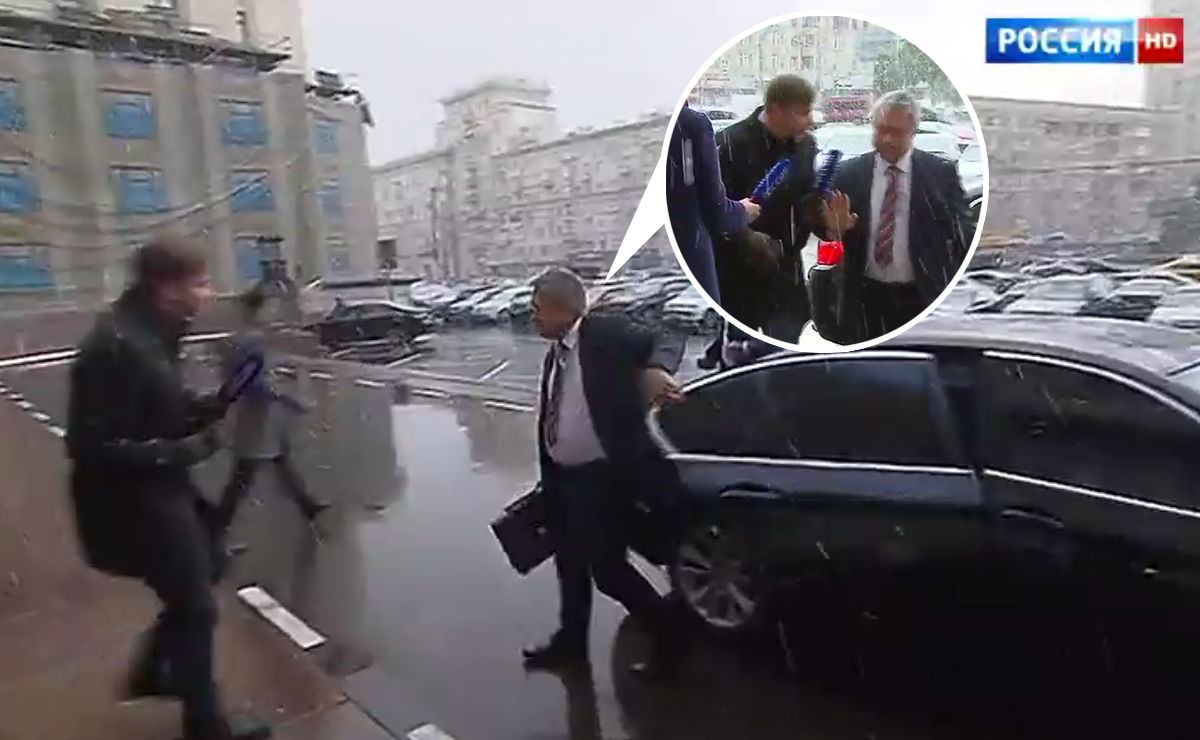 Молдавский дипломат Эдуард Мельник в Москве: "Журналистов пустили".
