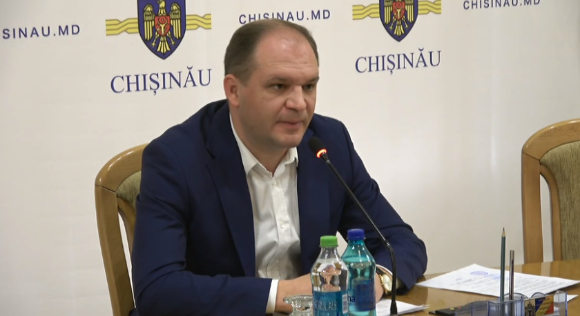 Чебан распорядился разобраться с арендой подземных переходов в Кишиневе.