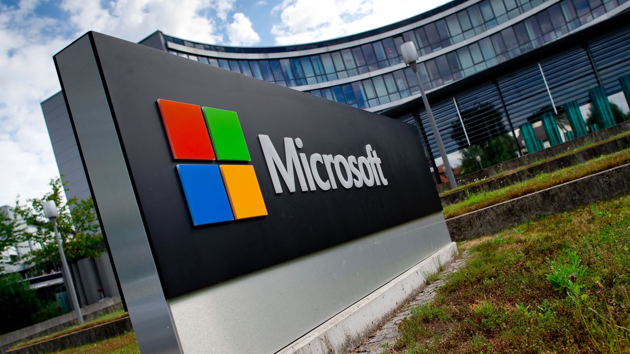 Microsoft предложила $100 тысяч за взлом собственной версии Linux.