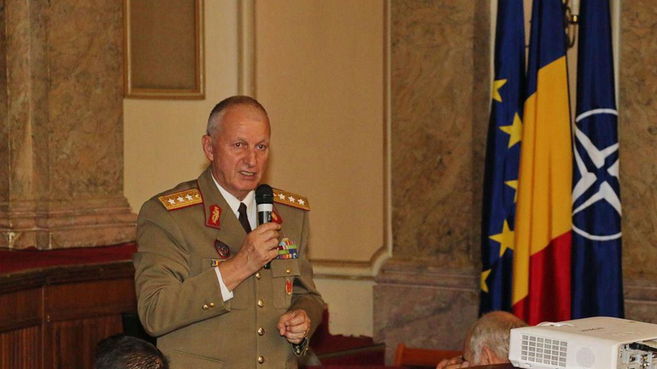 Президент Ассоциации офицеров запаса Румынии генерала Вирджил Бэлэчану.