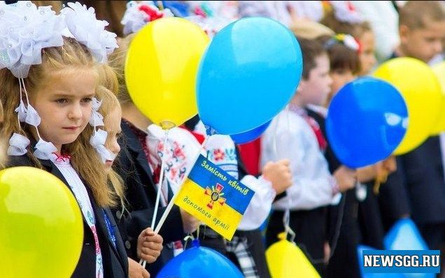 В Украине запретят преподавание на языках нацменьшинств.