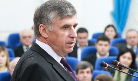 Бывший премьер-министр Ион Стурза.