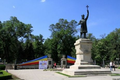 Мероприятие стартует у памятника Штефану Великому в центре столицы.