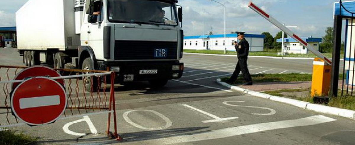 Документ предусматривает упрощение процедур внешней торговли и порядок сертификации товаров.