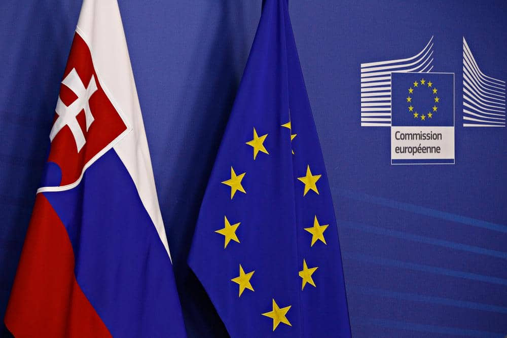 ЕС начал расследование в отношении Словакии из-за нарушения Фицо верховенства права.
