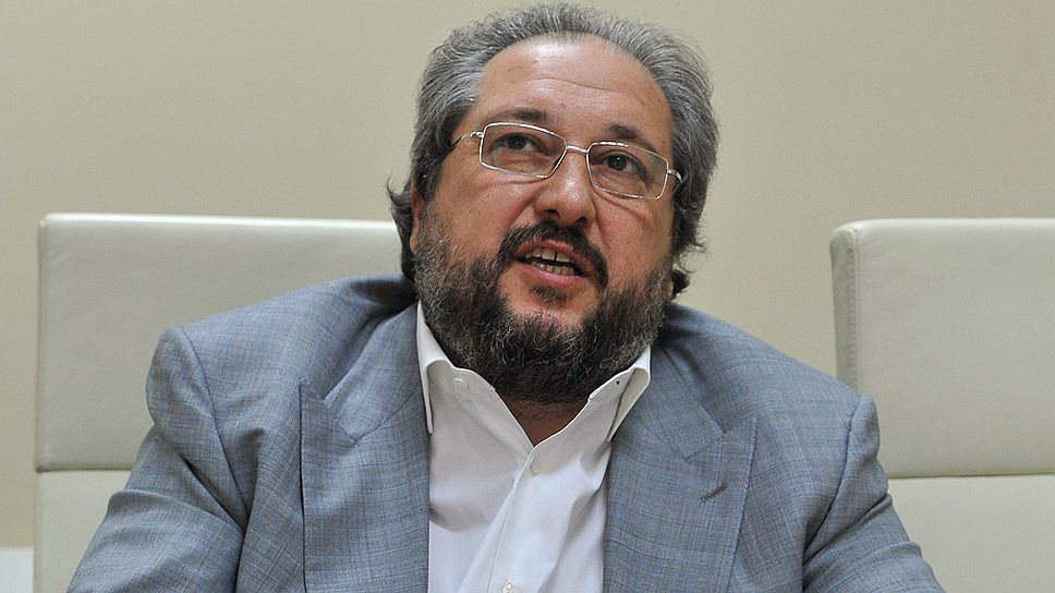 Un om de afaceri, care este originar din R. Moldova, are o avere estimată la 1,6 miliarde de dolari și ocupă locul 1 190 în topul mondial al celor mai bogați oameni din lume întocmit de „Forbes”.