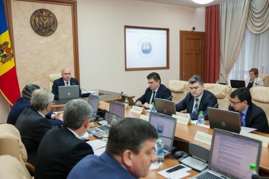  Legea: Comitetele sectoriale pentru formarea profesională, aprobată