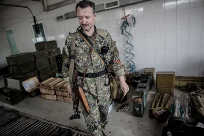 Один из батальонов Нагцвардии Украины объявил охоту на командира донецких ополченцев Игоря Стрелкова.