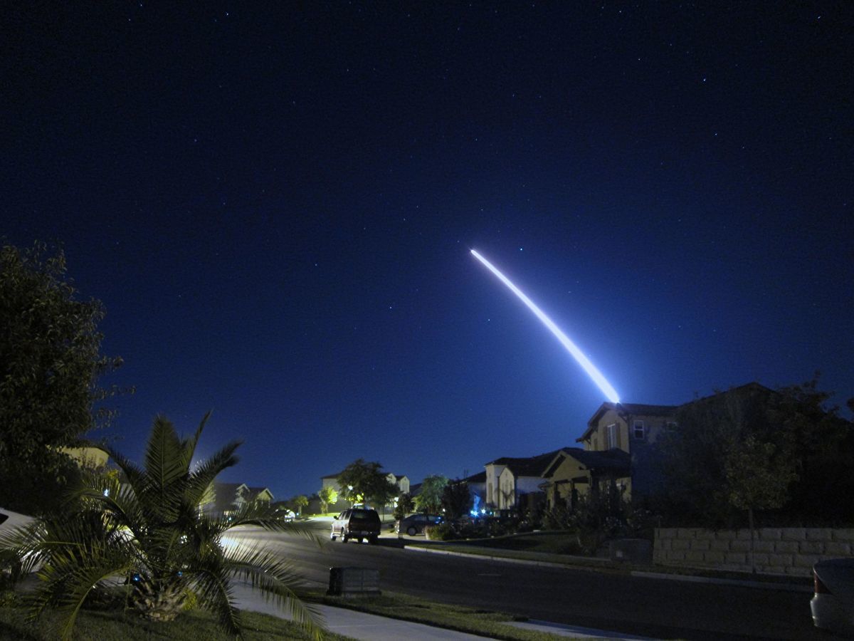 США испытали межконтинентальную баллистическую ракету Minuteman III.