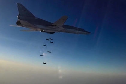 Шесть дальних бомбардировщиков Ту-22М3 нанесли удар по объектам ИГИЛ.