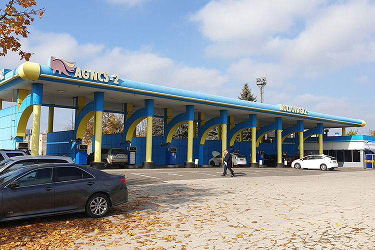 Moldovagaz планирует расширить сеть АЗС сжатым природным газом.