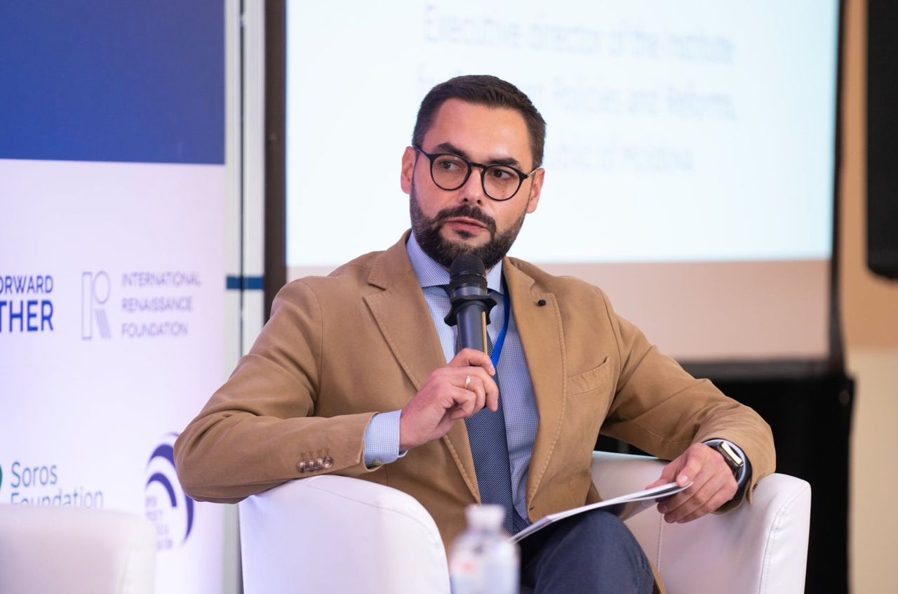 Исполнительный директор Института европейской политики и реформ (IPRE) Юлиан Гроза.