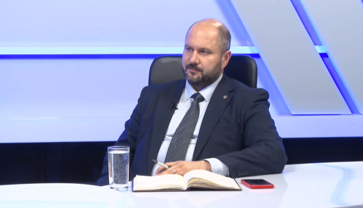 Министр энергетики Виктор Парликов.