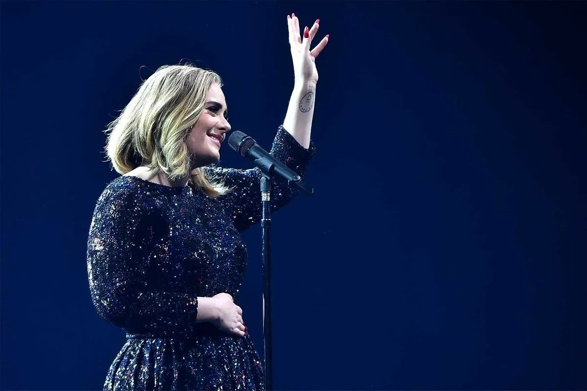 YouTube blochează accesul la anumite melodii de la Adele și Green Day în SUA.