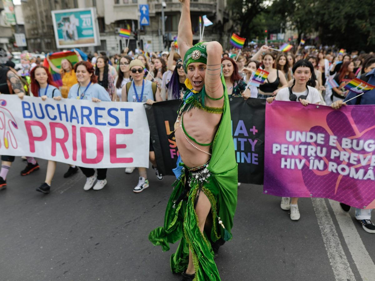 Patriarhia Română a condamnat organizarea marșului LGBT înaintea unei sărbători religioase importante.