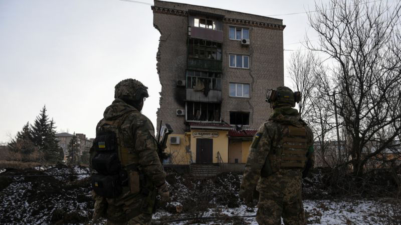 Минобороны России заявило о взятии Клещиевки под Бахмутом.