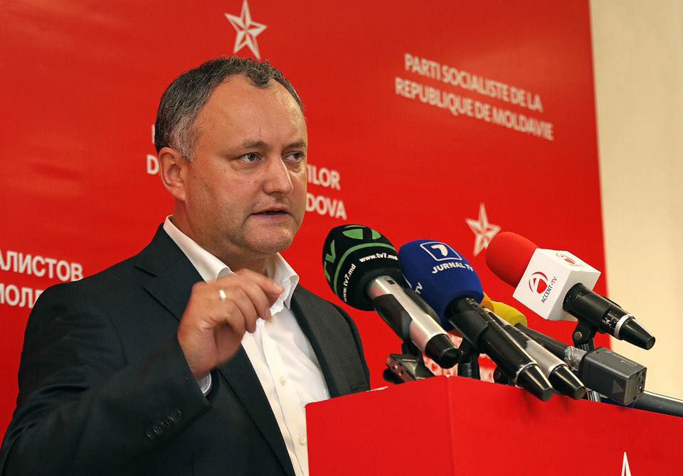 Igor Dodon regretă ceea ce se întâmplă în Partidul Comuniștilor și anume plecarea celor 14 deputați ai fracțiunii.