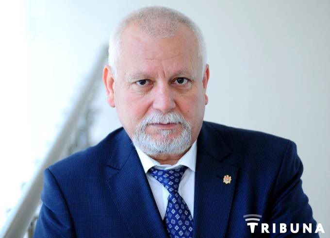Автомобиль депутата ЛДПМ Нае-Симиона Плешка, на которой скрылся его младший сын, найдена в Бельцах.