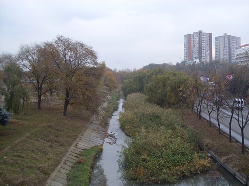 Если русло реки Бык будет очищено от ила, затопления улицы Албишоара во время ливней можно будет избежать.