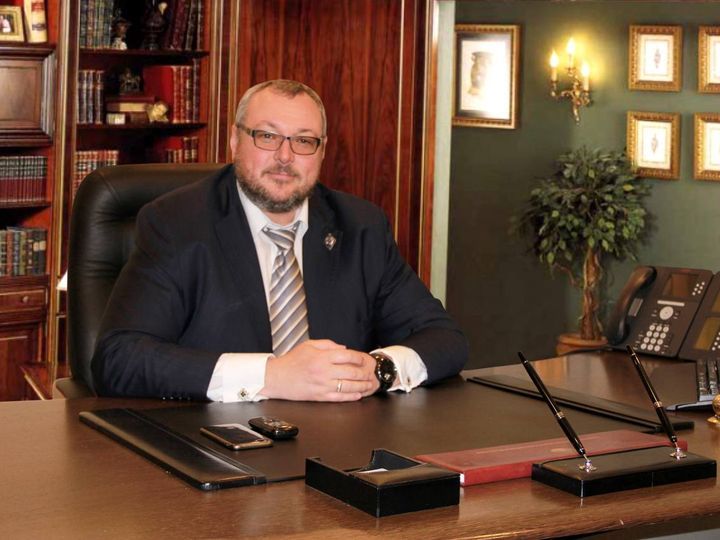 В Москве найдены мертвыми бывший вице-президент Газпромбанка Владислав Аваев.