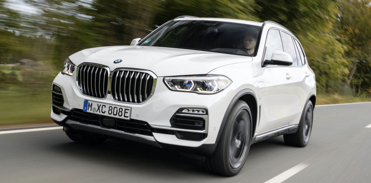 BMW отзовет более 100 тыс. машин из-за проблем с перегревом стартера.