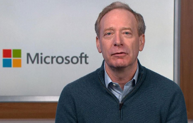 Президент Microsoft раскритиковал власти США.