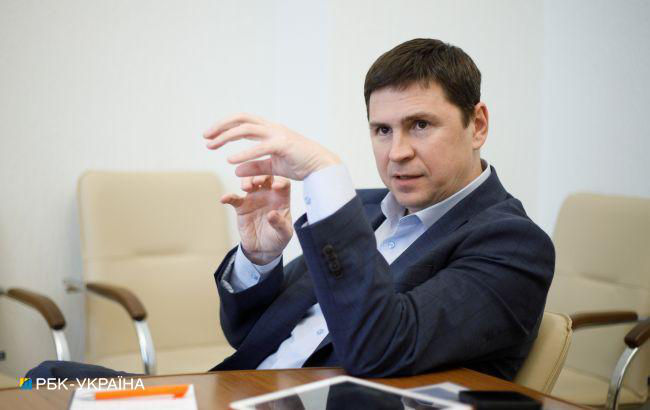 Подоляк: Россия умышленно ведет обстрелы по собственным городам.