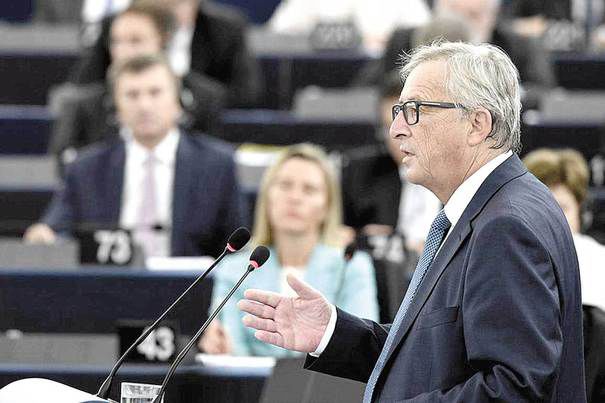Jean-Claude Junker, preşedintele Comisiei Europene, a declarat, luni, că Guvernul spaniol nu a încălcat normele statului de drept.