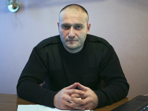 Лидер "Правого сектора" Ярош, получивший ранение, перенес операцию, сообщают волонтеры.
