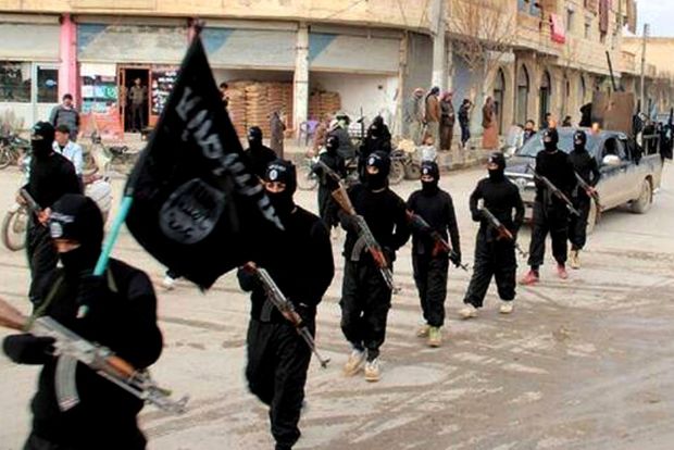Militanţi ai organizaţiei teroriste Stat Islamic în Irak şi Siria au ocupat zilele trecute orăşelul Albaghdadi şi baza militară Ain Al-Asad.