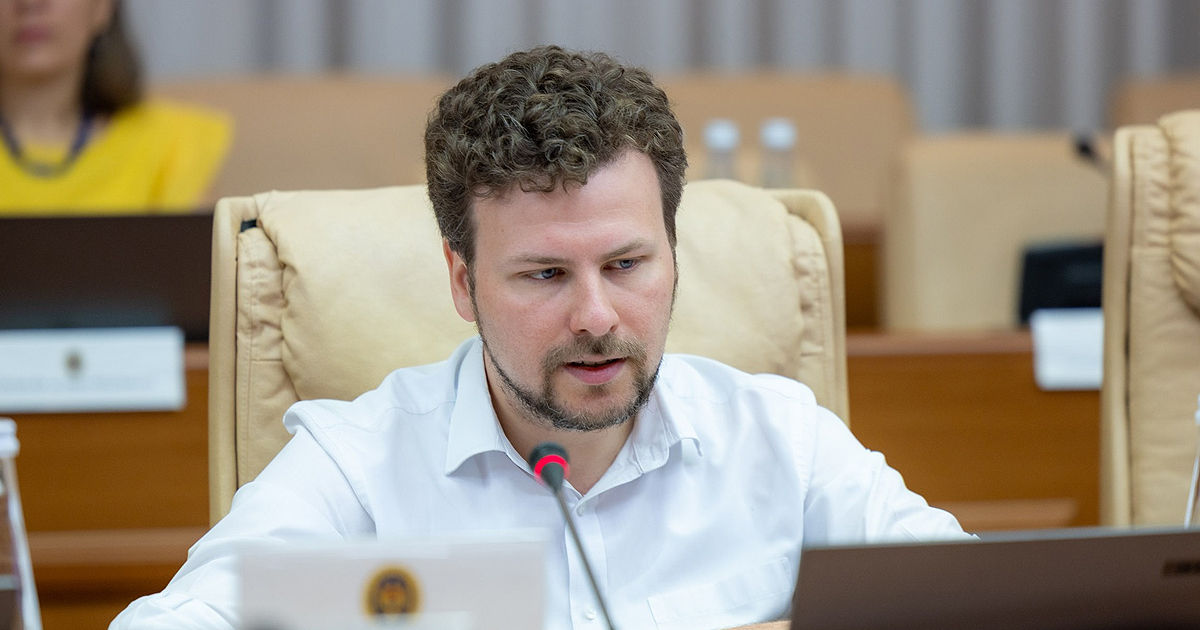Perciun: Avem planuri mari pentru sistemul educațional și angajamente.