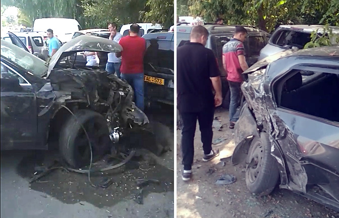 В Кишиневе Porsche Cayenne смял припаркованные автомобили.