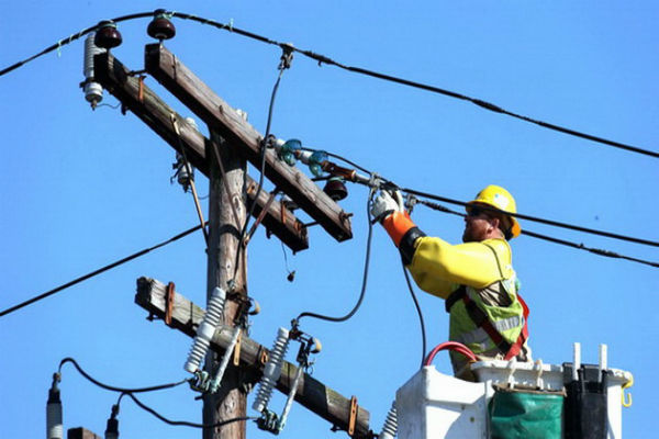 Bilanțul în urma vântului: 25 de localități fără curent electric