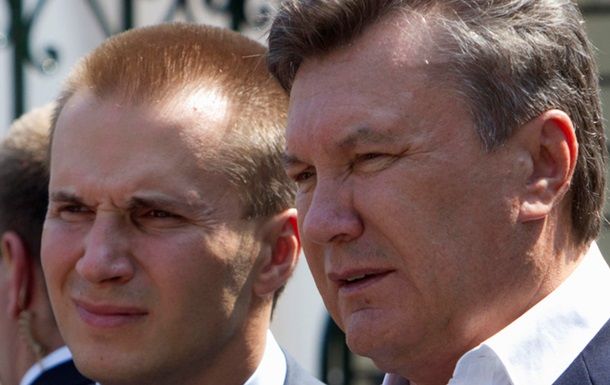 Отменен арест миллионов долларов в банке сына Януковича.