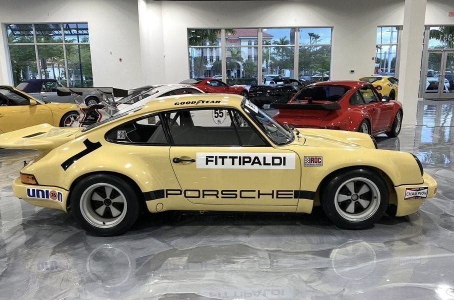 Гоночный Porsche 911 Пабло Эскобара продают за  2,2 миллиона долларов.