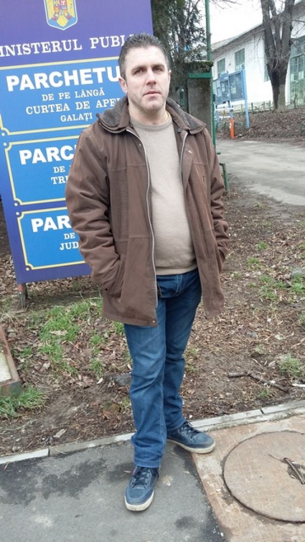 Cine e profesorul român care a luat în spaţiu 3.000 de moldoveni