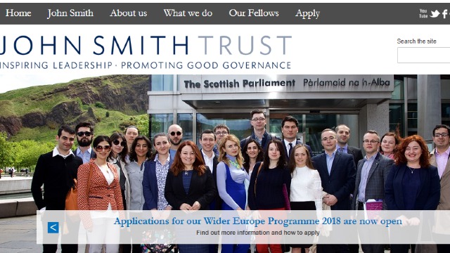 Vrei să studiezi în Marea Britanie? Depune dosarul pentru Programul de burse John Smith Trust