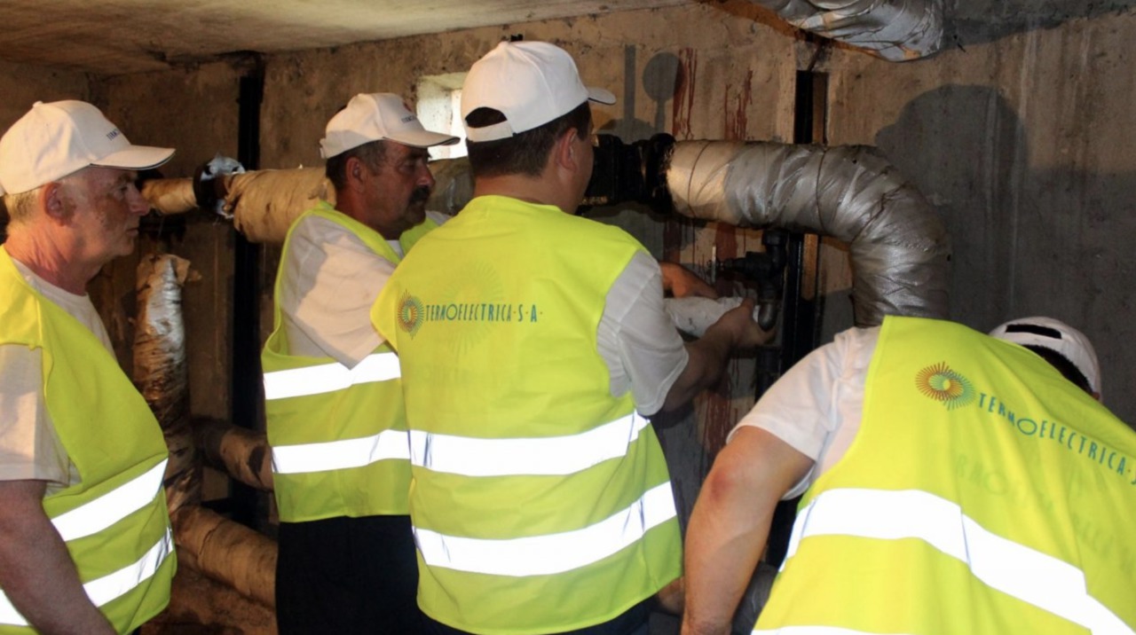 Termoelectrica ответственным плательщикам продует трубы бесплатно.