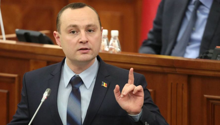 Батрынча о протестах: Людей используют, власть будет реагировать.