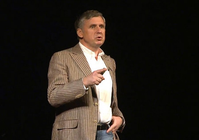 Chiar dacă i se vor face propuneri de a deveni cap de listă în alegeri, șef de partid, Ion Sturza spune că nu va reveni în politică înainte de alegeri.