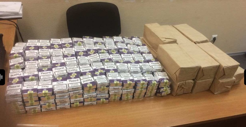 Peste 11 mii de țigări de contrabandă, depistate de câine-vameș. Foto: customs.gov.md