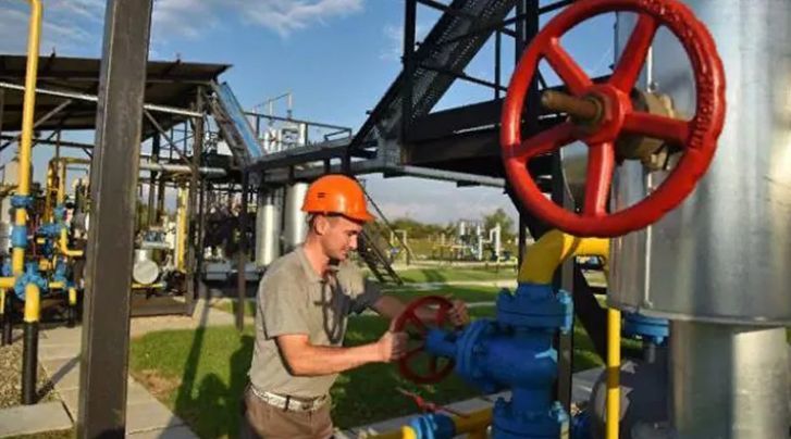 Цена на газ на Украине приблизилась к 1 500 долларов.