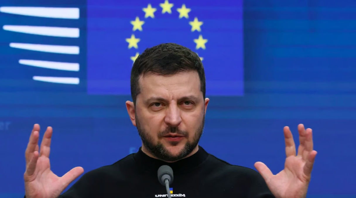 Зеленский предложил лидерам ЕС провести "мирный саммит" в одной из европейских столиц.