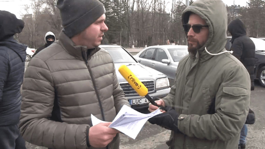 Водители протестуют против ряда изменений, недавно внесенных в Таможенный кодекс.